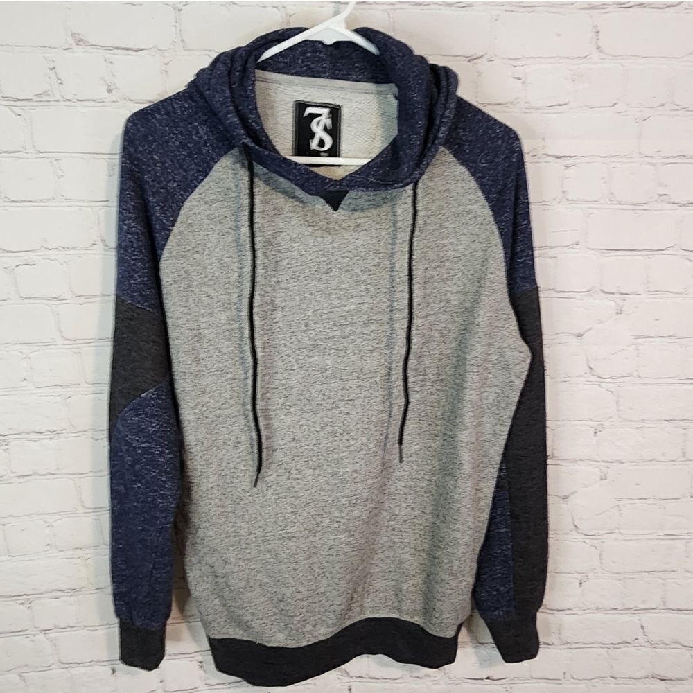 Men's Seven Souls sweatshirt hoodie, size Medium